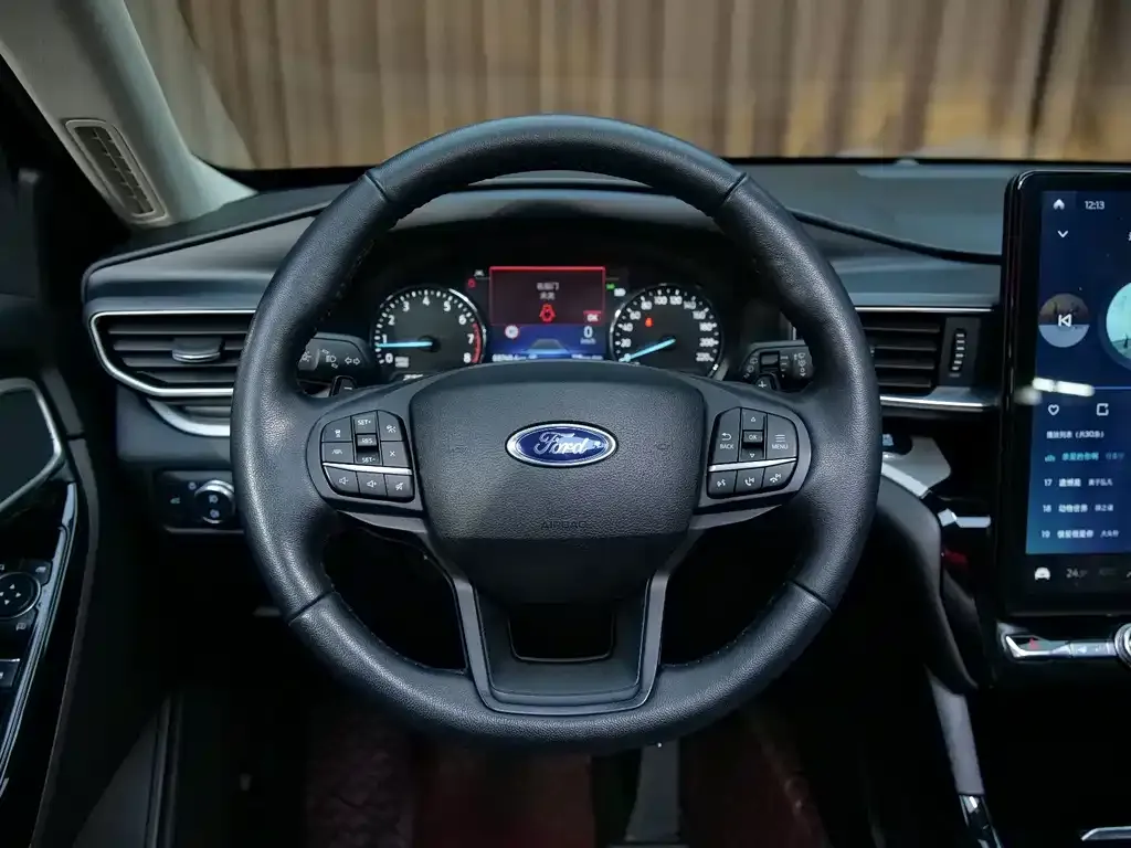 Ford Explorer 2021 из CN, фото 9