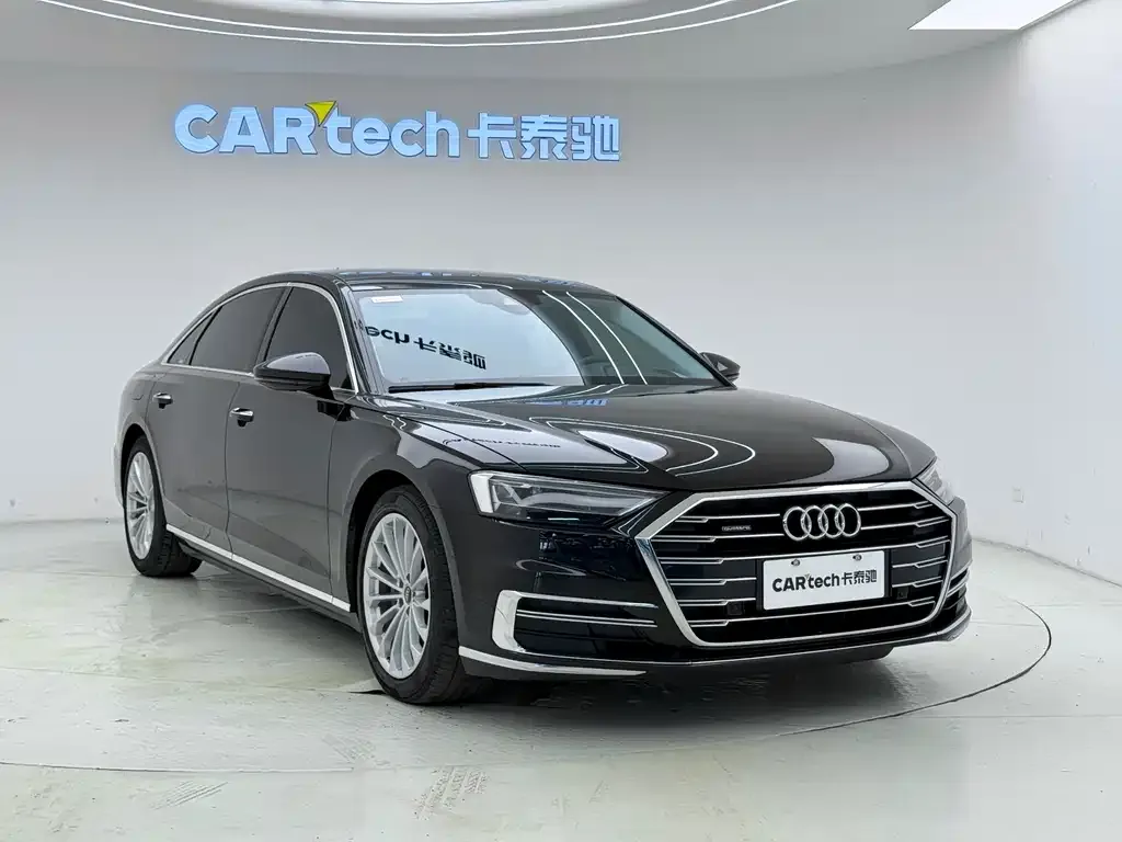 Audi A8 2021 из CN, фото 3