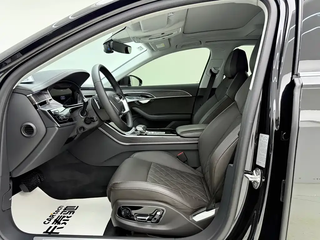 Audi A8 2021 из CN, фото 9