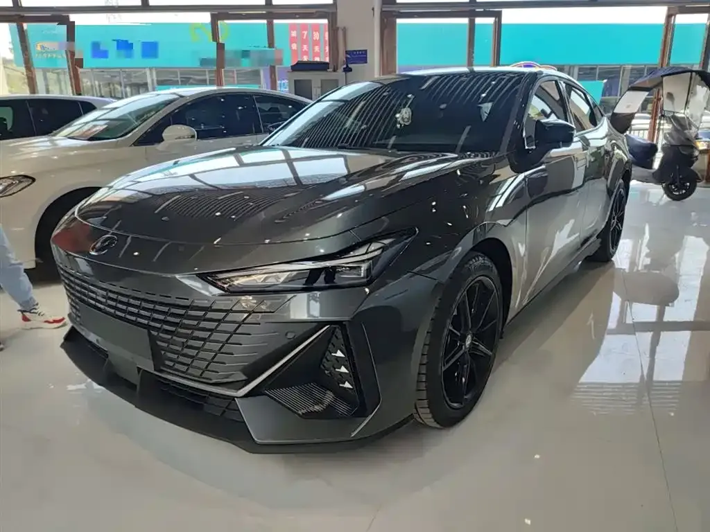 Changan UNI-V 2023 из CN, фото 1