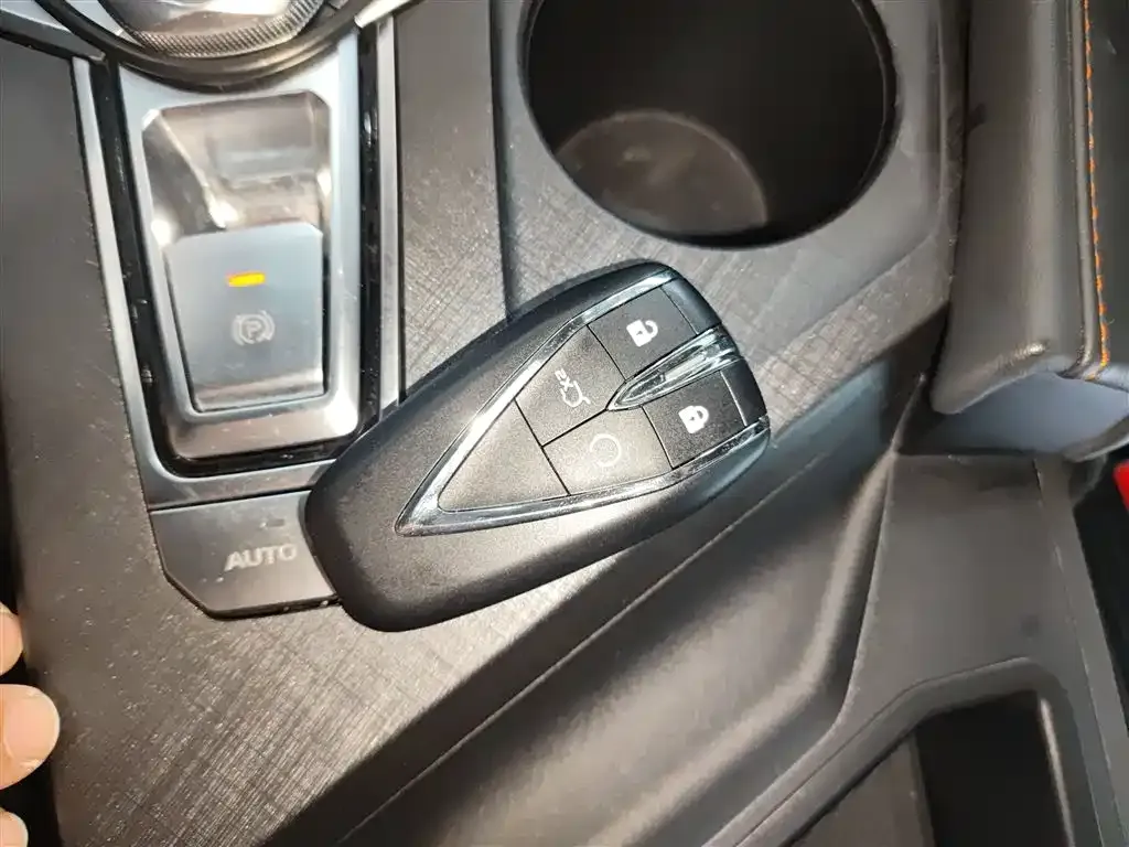 Changan UNI-V 2023 из CN, фото 9