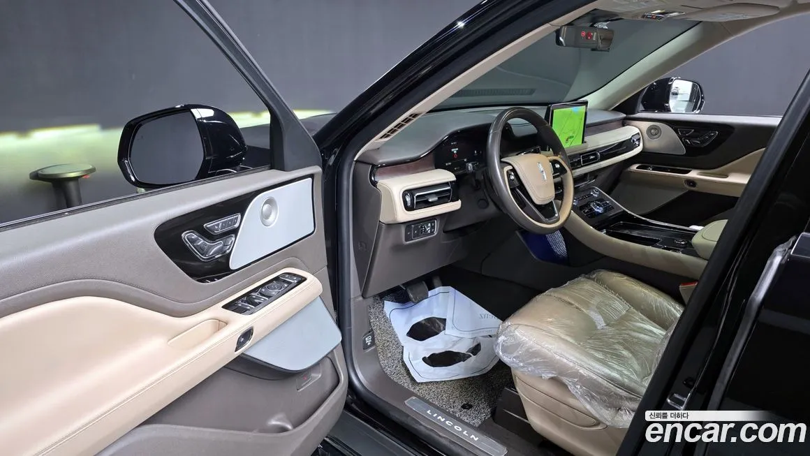 Lincoln Aviator — фото 10