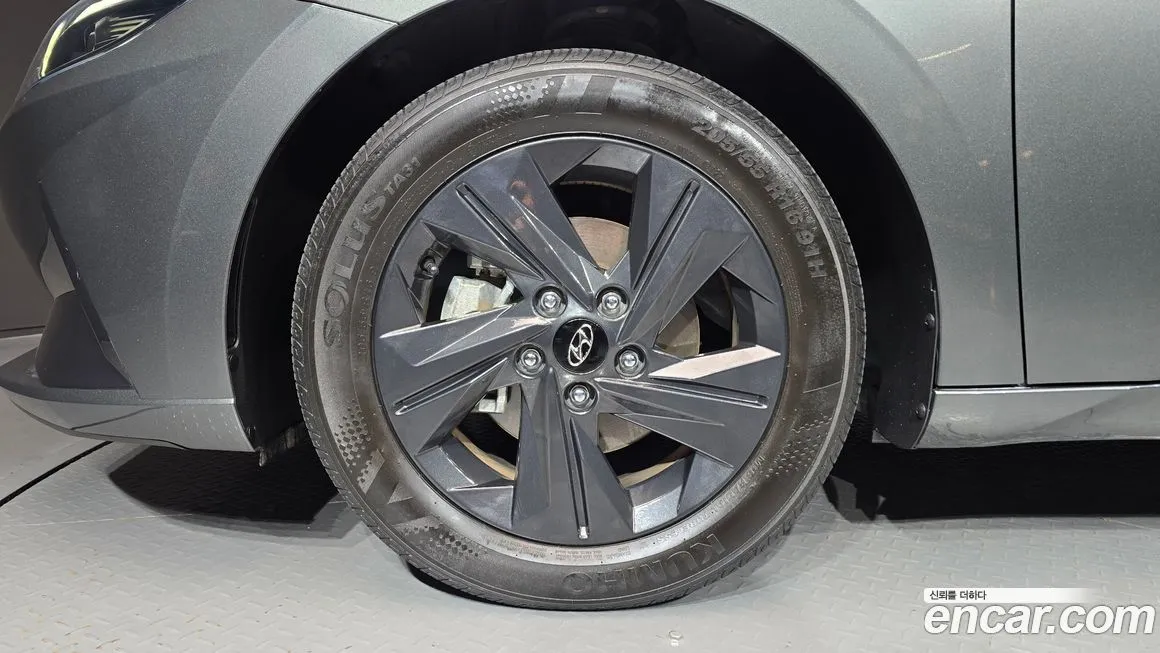 Hyundai AVANTE 2023 из KR, фото 5