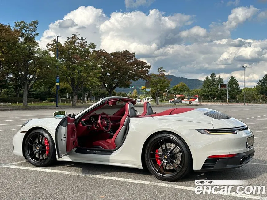 Porsche 911 2022 из KR, фото 4