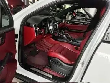 Porsche Cayenne Hybrid 2022 из CN, фото 2
