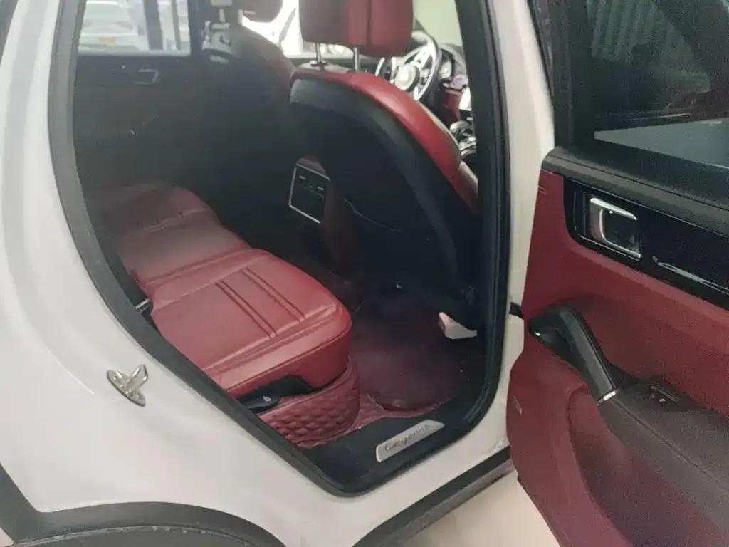 Porsche Cayenne Hybrid 2022 из CN, фото 3
