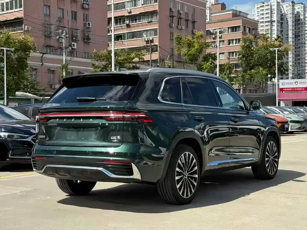 Geely Xingyue L — фото 9