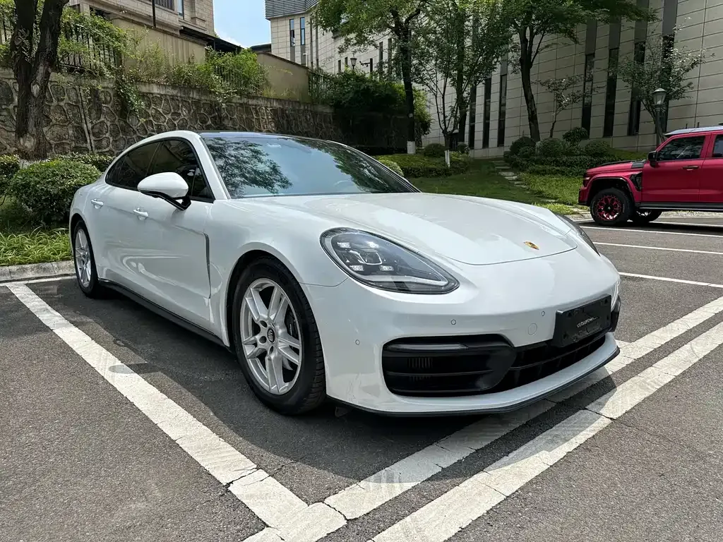 Porsche Panamera 2021 из CN, фото 1