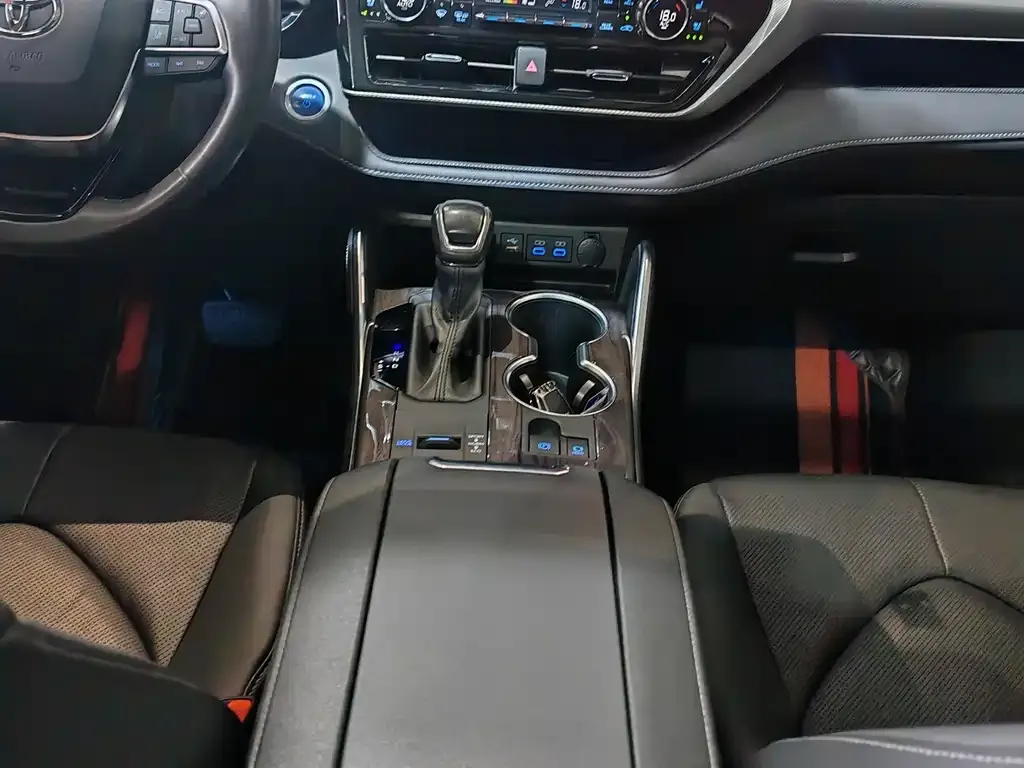 Toyota Highlander 2022 из CN, фото 6