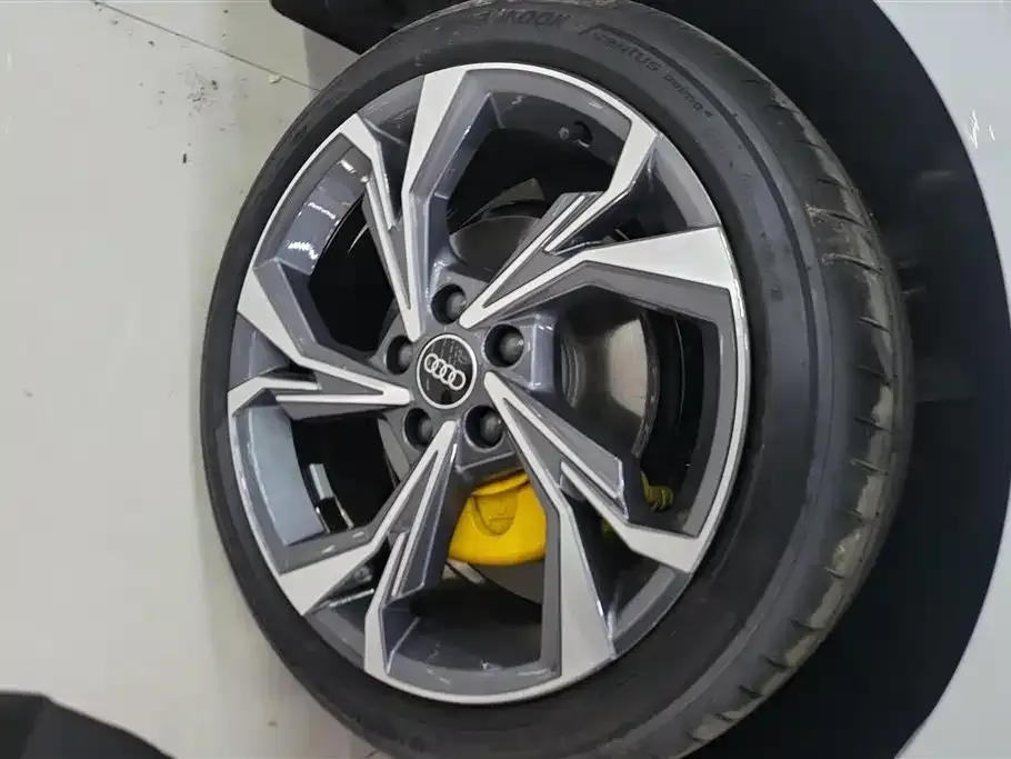Audi A3 2025 из CN, фото 6