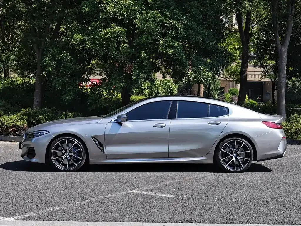 BMW 8 Series 2023 из CN, фото 4