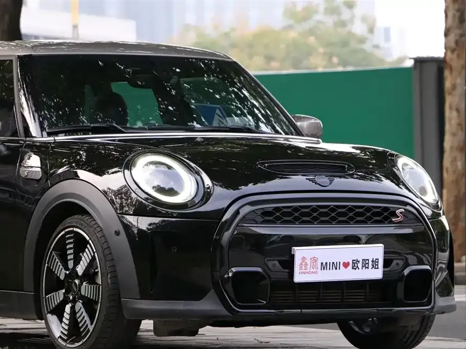 MINI Cooper (3-door) 2021 из CN, фото 10