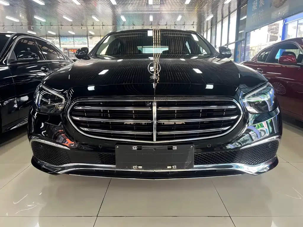 Mercedes-Benz E-Class 2023 из CN, фото 1