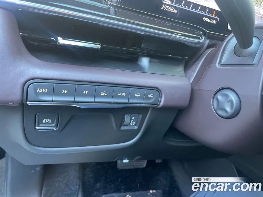 Cadillac Escalade 2023 из KR, фото 10