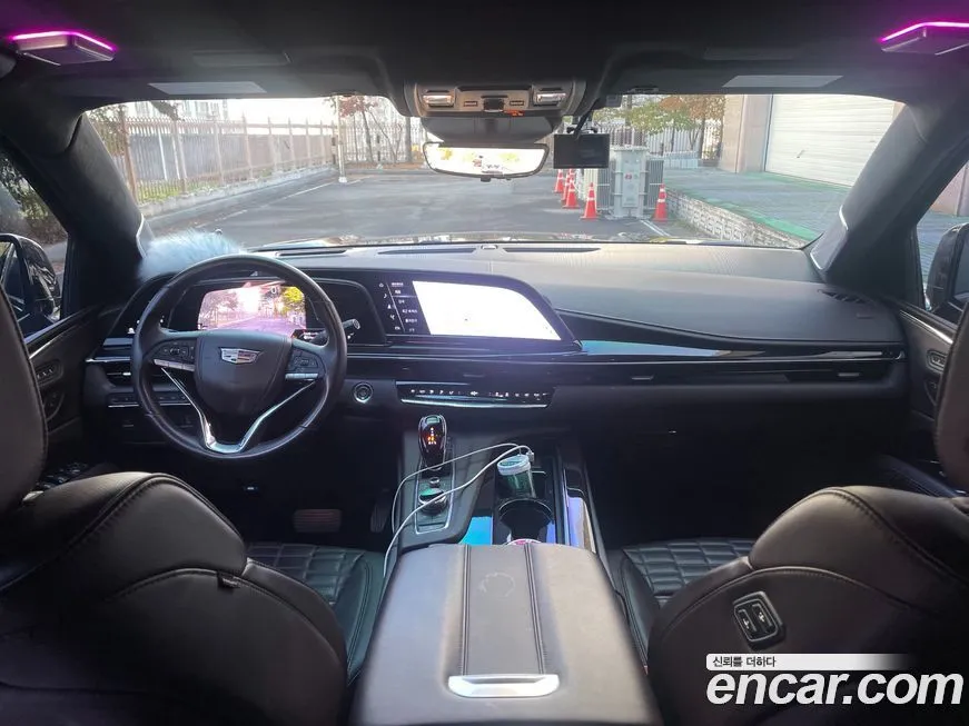 Cadillac Escalade 2023 из KR, фото 4