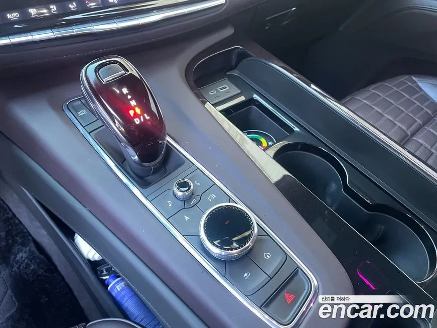 Cadillac Escalade 2023 из KR, фото 9