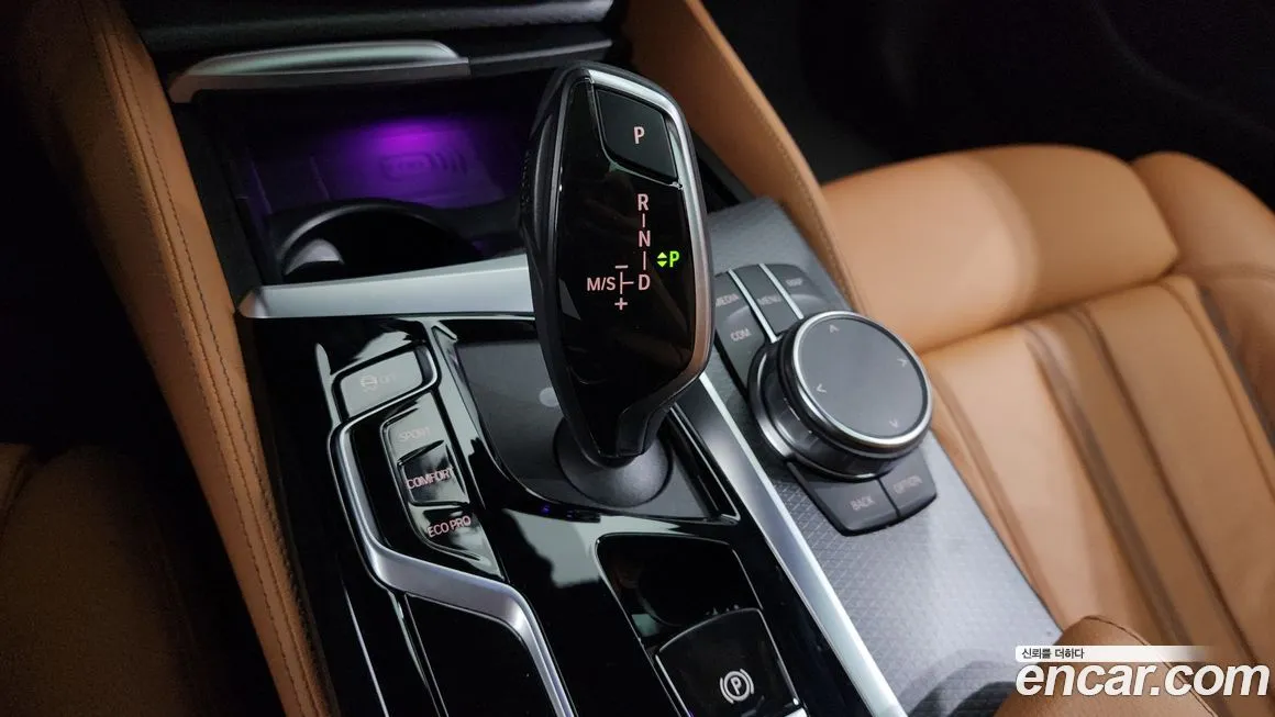 BMW 5-Series 2023 из KR, фото 9