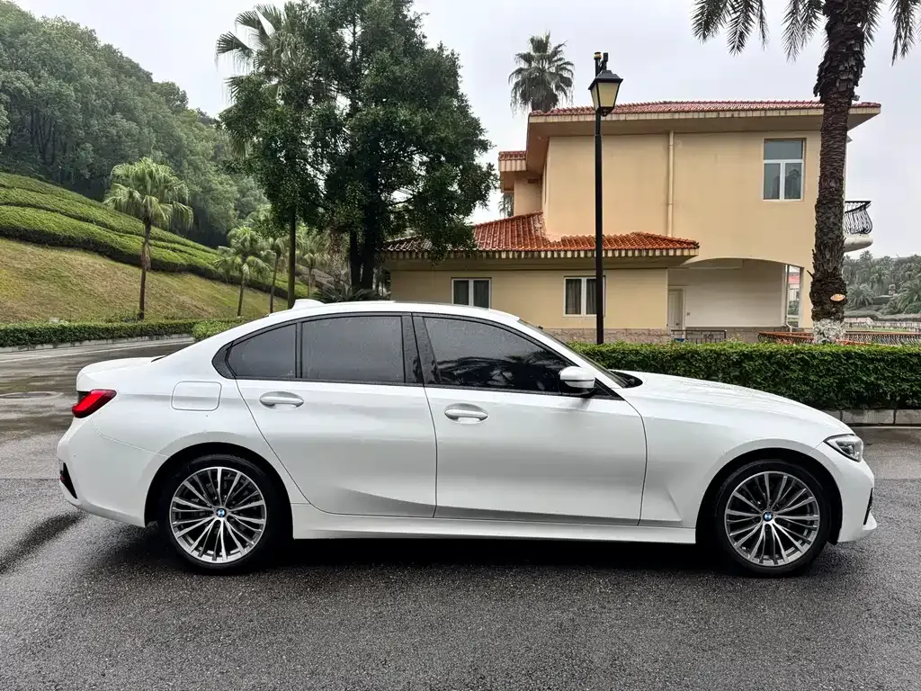 BMW 3 Series 2022 из CN, фото 8
