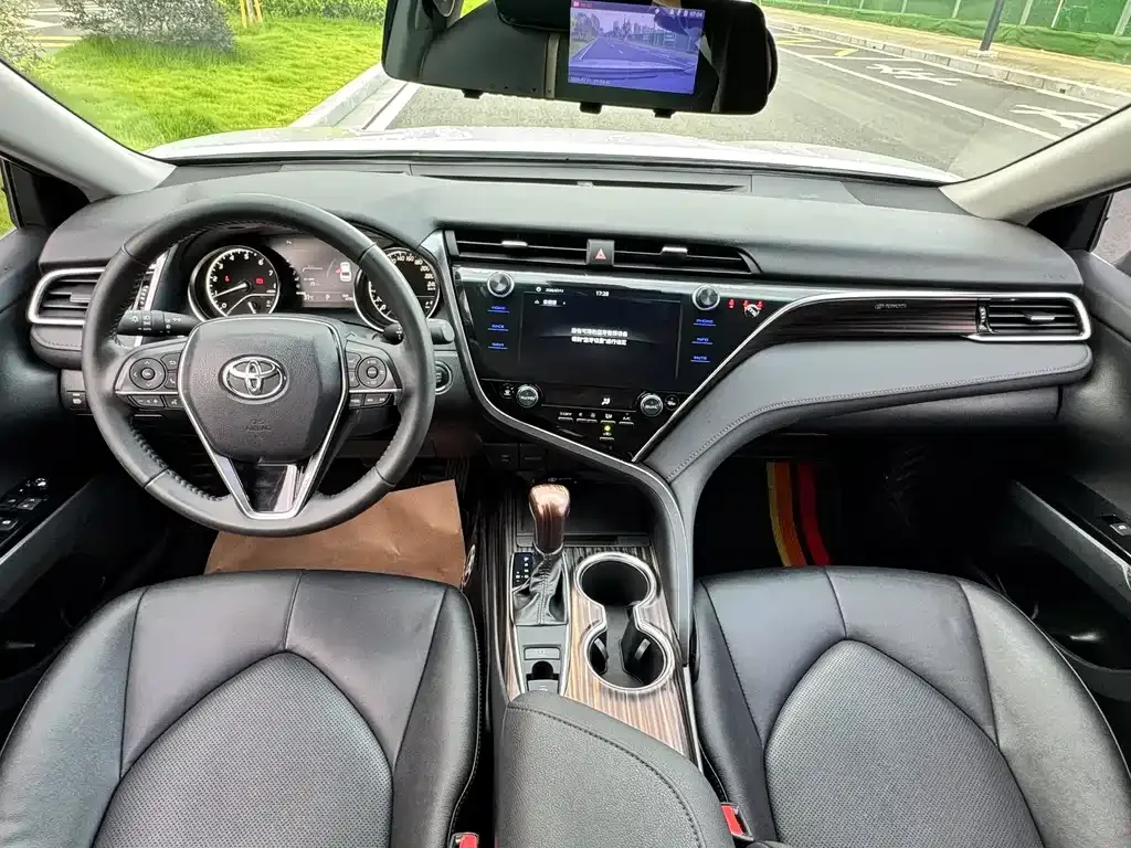 Toyota Camry 2021 из CN, фото 5