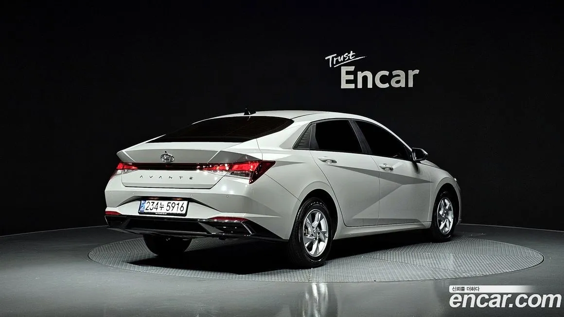 Hyundai AVANTE 2021 из KR, фото 2