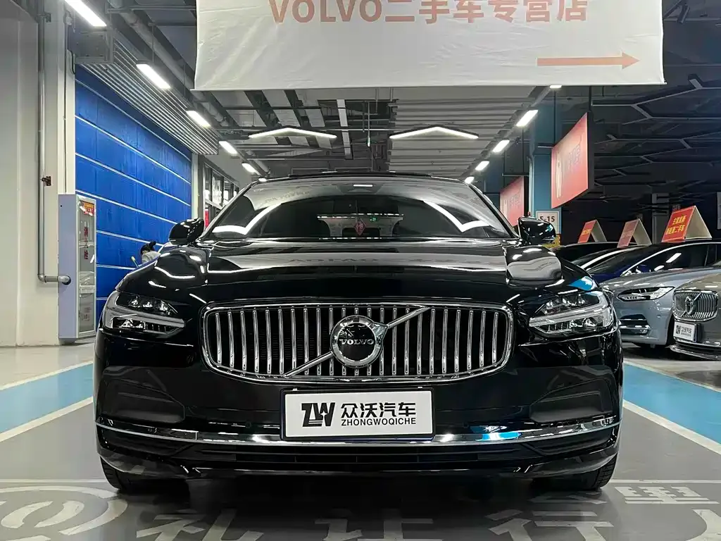 Volvo S90 2024 из CN, фото 2