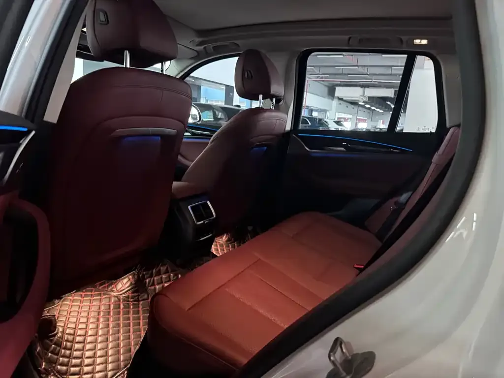 BMW iX3 2023 из CN, фото 7