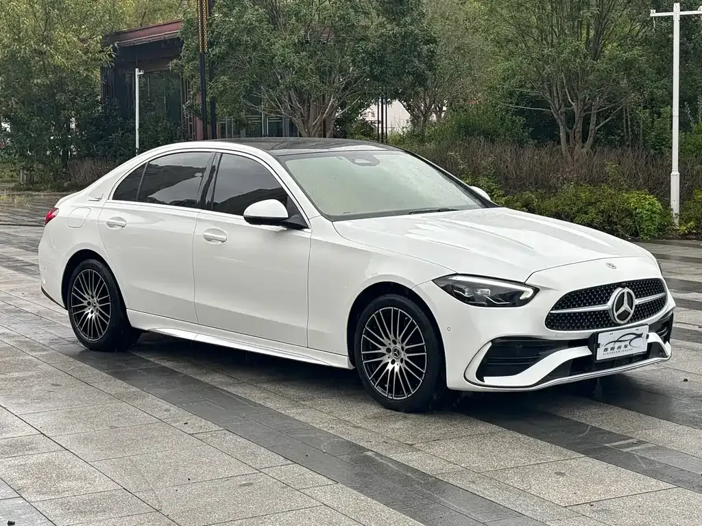 [object Object] C-Class 2023 из CN, фото 3