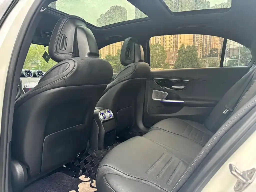 [object Object] C-Class 2023 из CN, фото 6