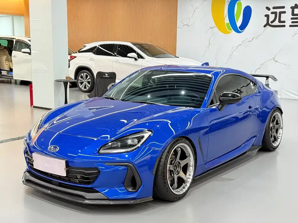Subaru BRZ 2023 из CN, фото 2