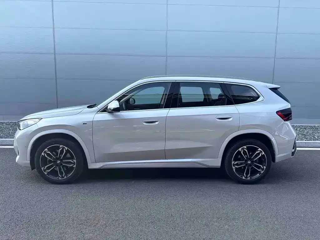 BMW X1 2025 из CN, фото 6