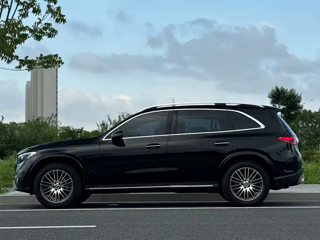 Mercedes-Benz GLC 2023 из CN, фото 3