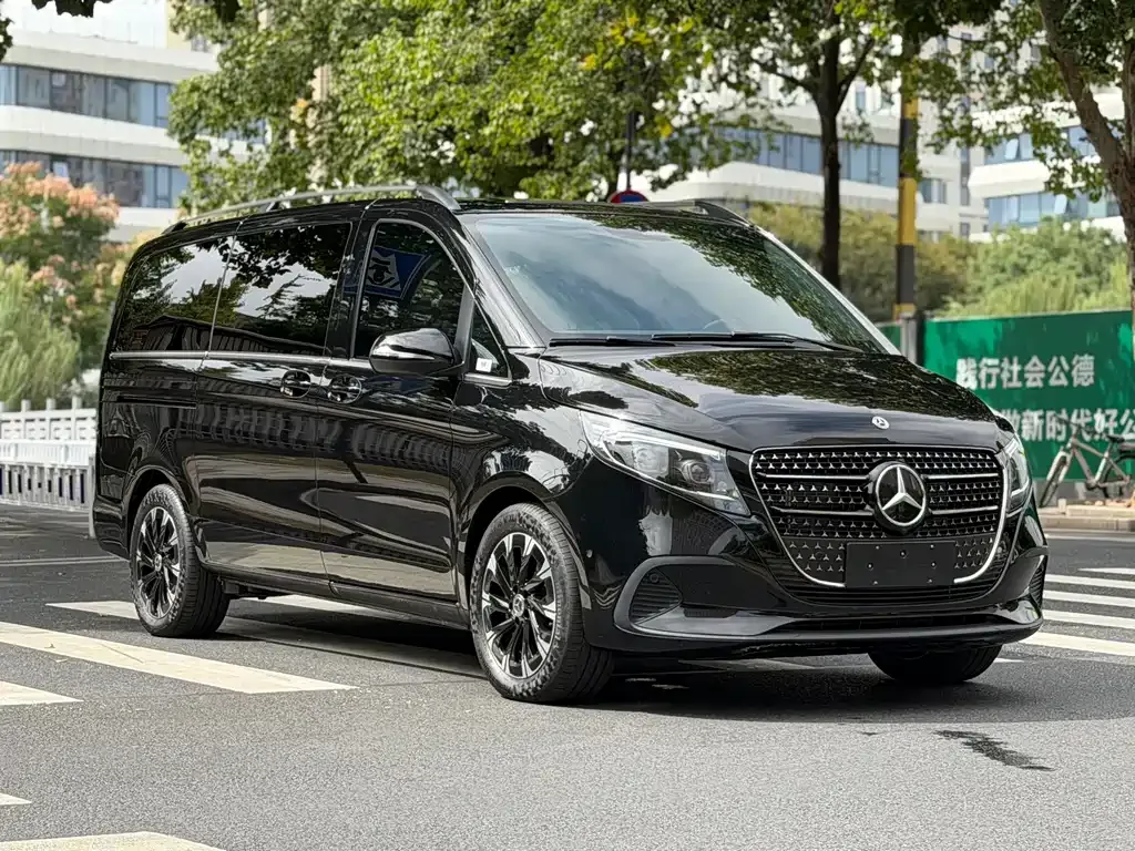 Mercedes-Benz V-Class 2025 из CN, фото 6