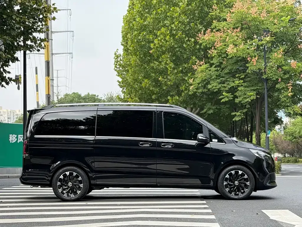 Mercedes-Benz V-Class 2025 из CN, фото 7