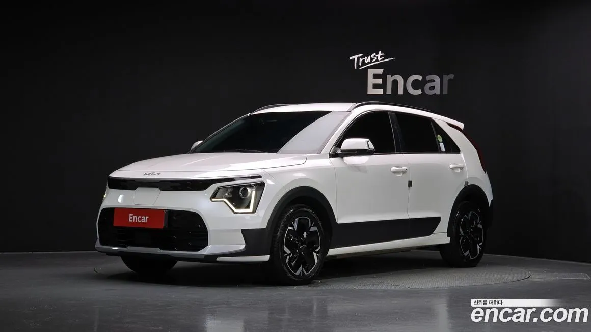 Kia Niro — фото 1