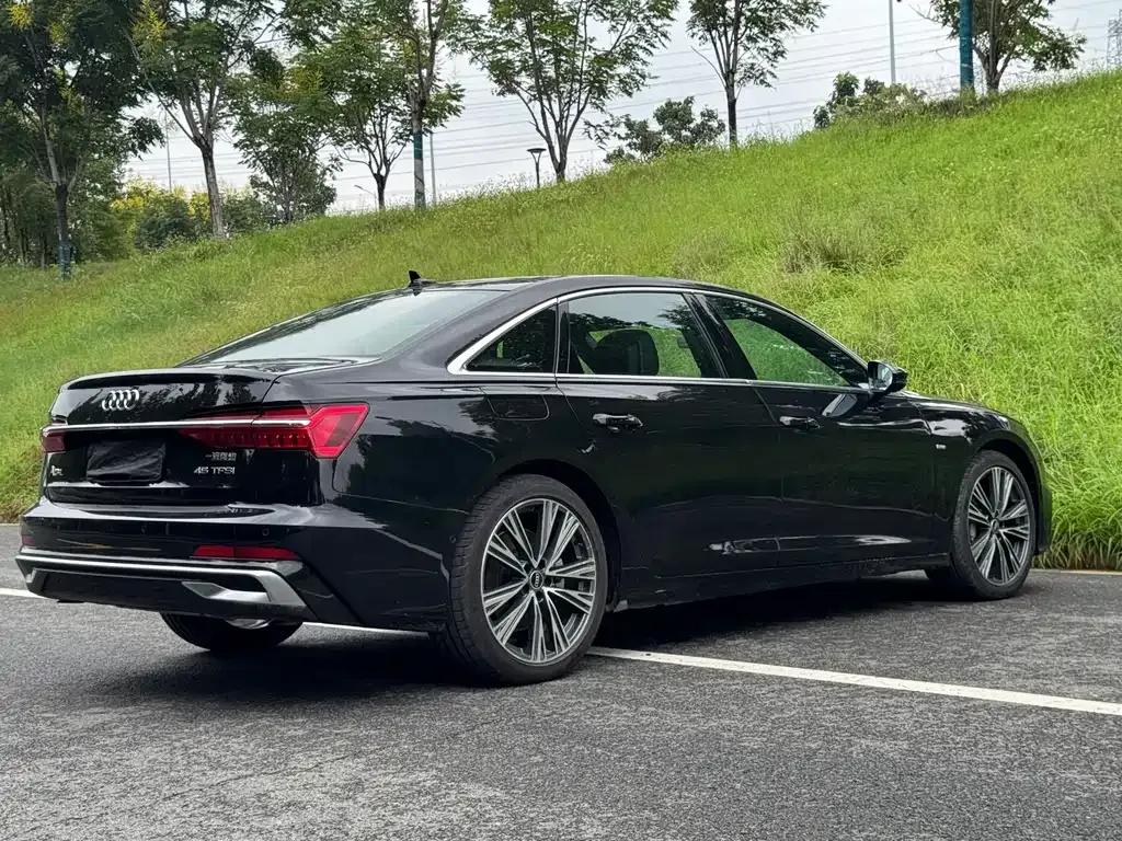 Audi A6L 2025 из CN, фото 9