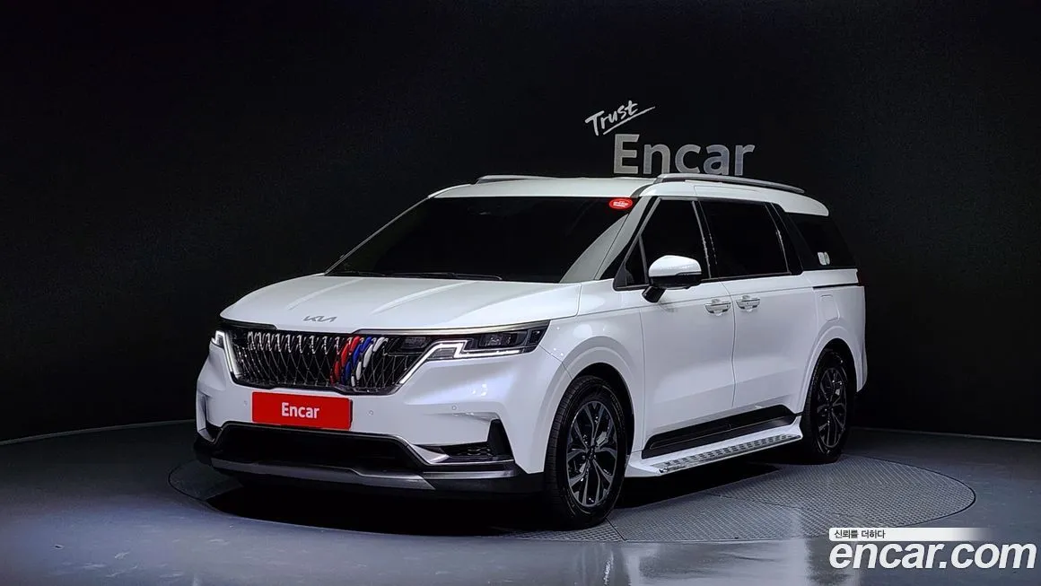 Kia Carnival 2023 из KR, фото 1