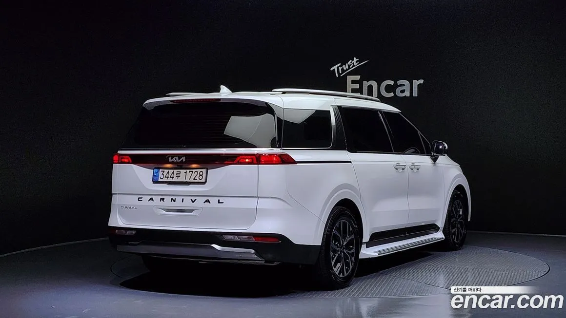 Kia Carnival 2023 из KR, фото 2