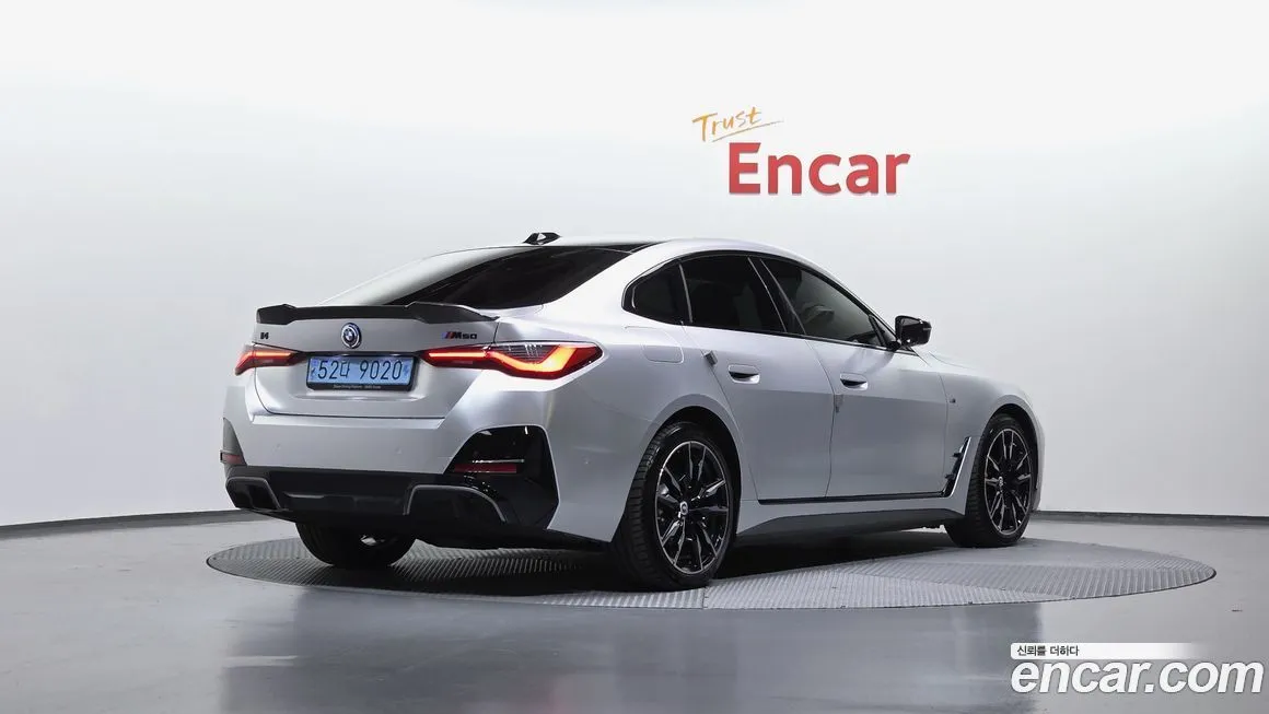 BMW i4 2023 из KR, фото 2