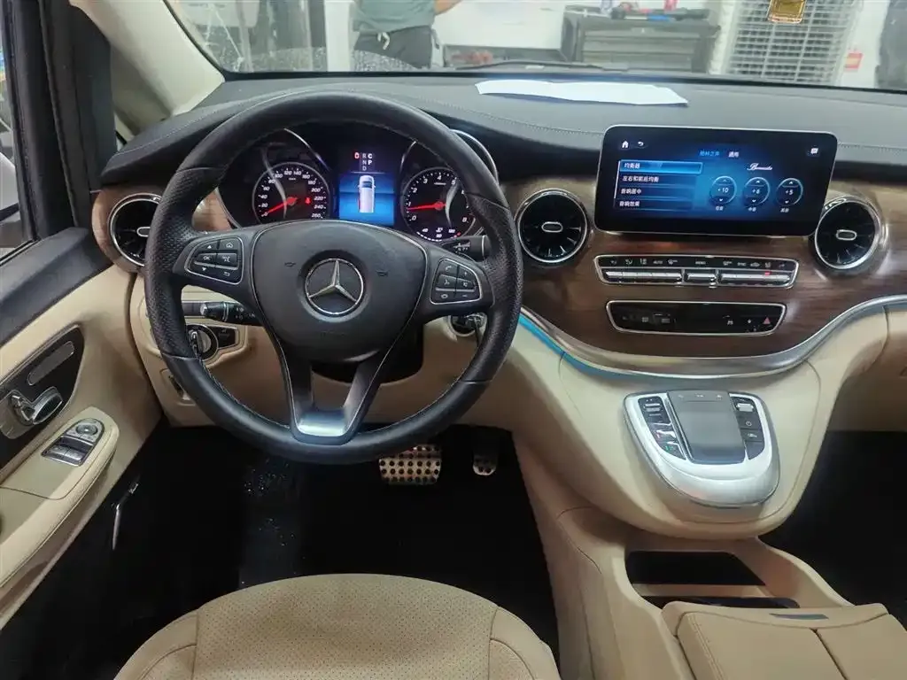 Mercedes-Benz V-Class 2022 из CN, фото 10