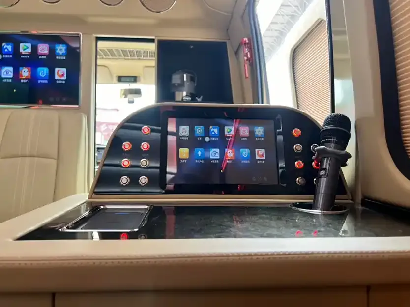 Toyota Coaster 2022 из CN, фото 10