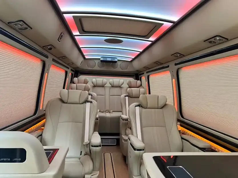 Toyota Coaster 2022 из CN, фото 7
