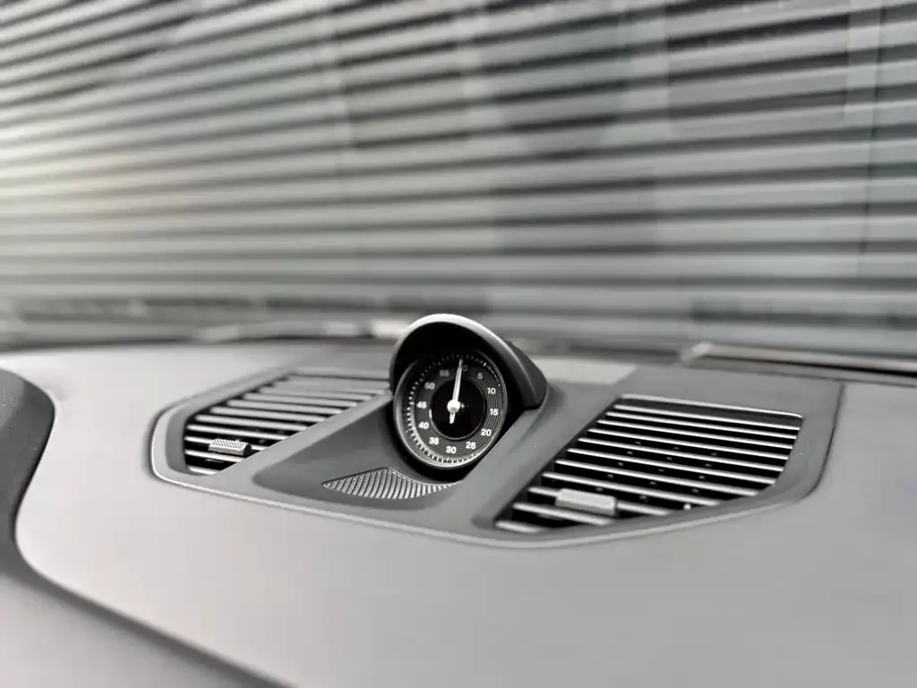 Porsche 911 2024 из CN, фото 10