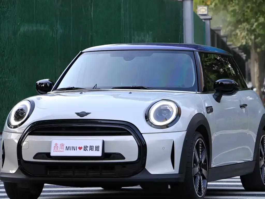 MINI Cooper (3-door) 2022 из CN, фото 1