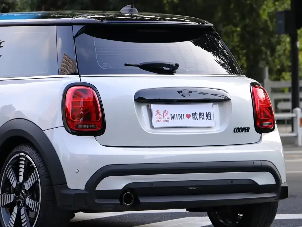 MINI Cooper (3-door) 2022 из CN, фото 10