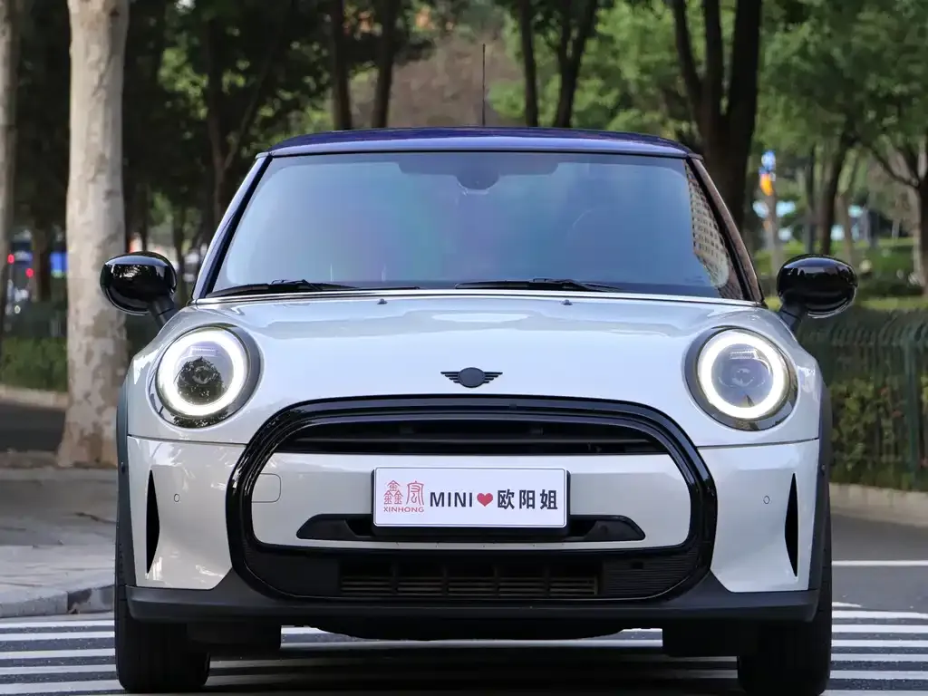 MINI Cooper (3-door) 2022 из CN, фото 2