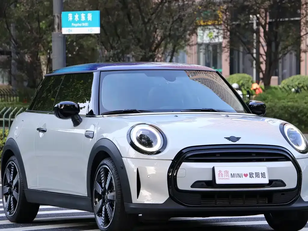 MINI Cooper (3-door) 2022 из CN, фото 3