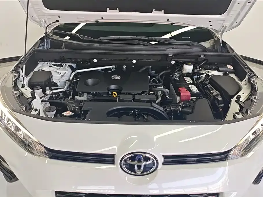 Toyota Wildlander — фото 10