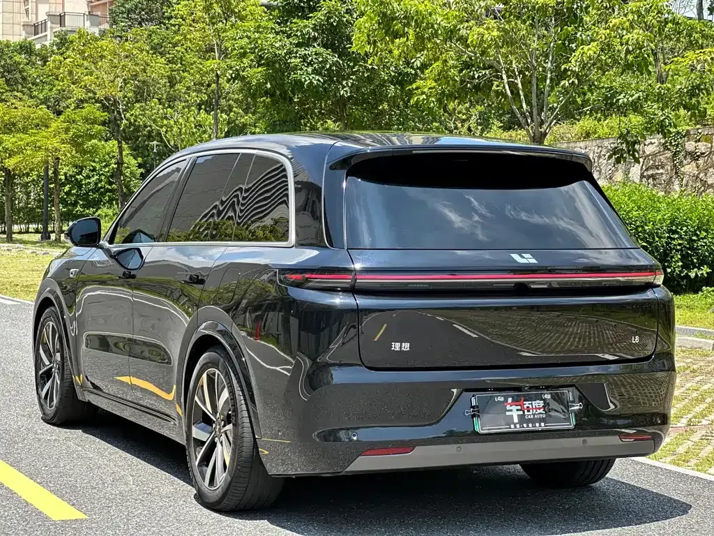 Li Auto L8 2023 из CN, фото 6