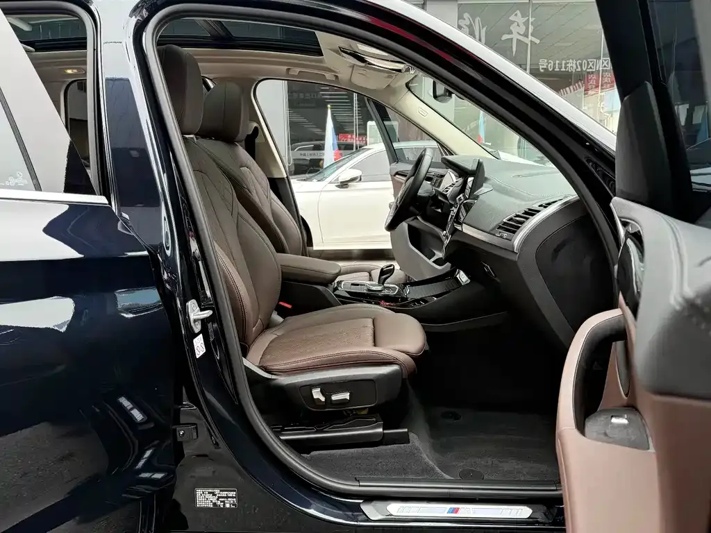 BMW X3 2023 из CN, фото 9