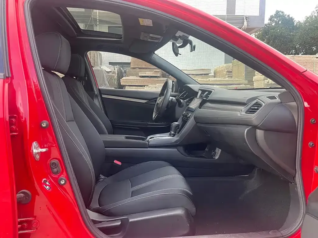Honda Civic 2021 из CN, фото 8